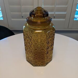 Vintage L.E. Smith Daisy & Button Amber Glass Canister
